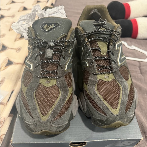 New Balance Olive and Gray Sneakers - Picture 2 of 4